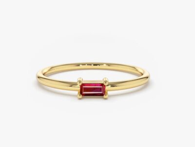 Inel Ruby Baguette din aur cu rubin natural